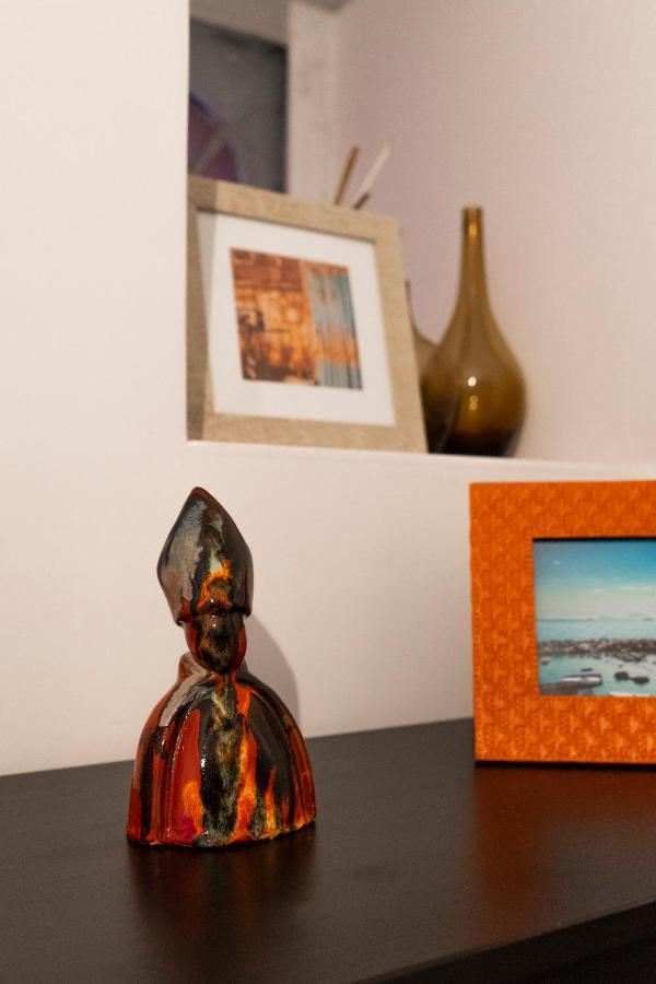 Donna Chiara Holiday House - Toledo เนเปิลส์ ภายนอก รูปภาพ
