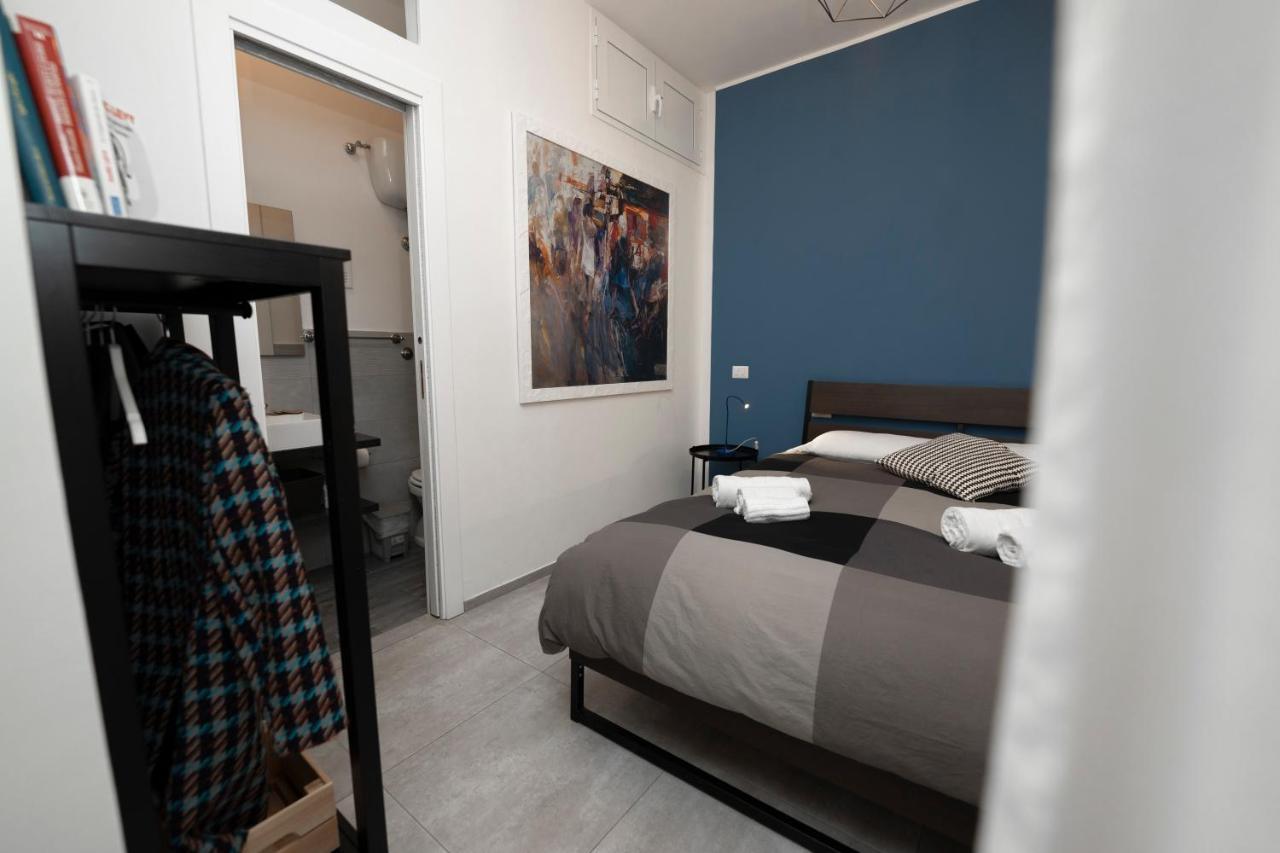 Donna Chiara Holiday House - Toledo เนเปิลส์ ภายนอก รูปภาพ